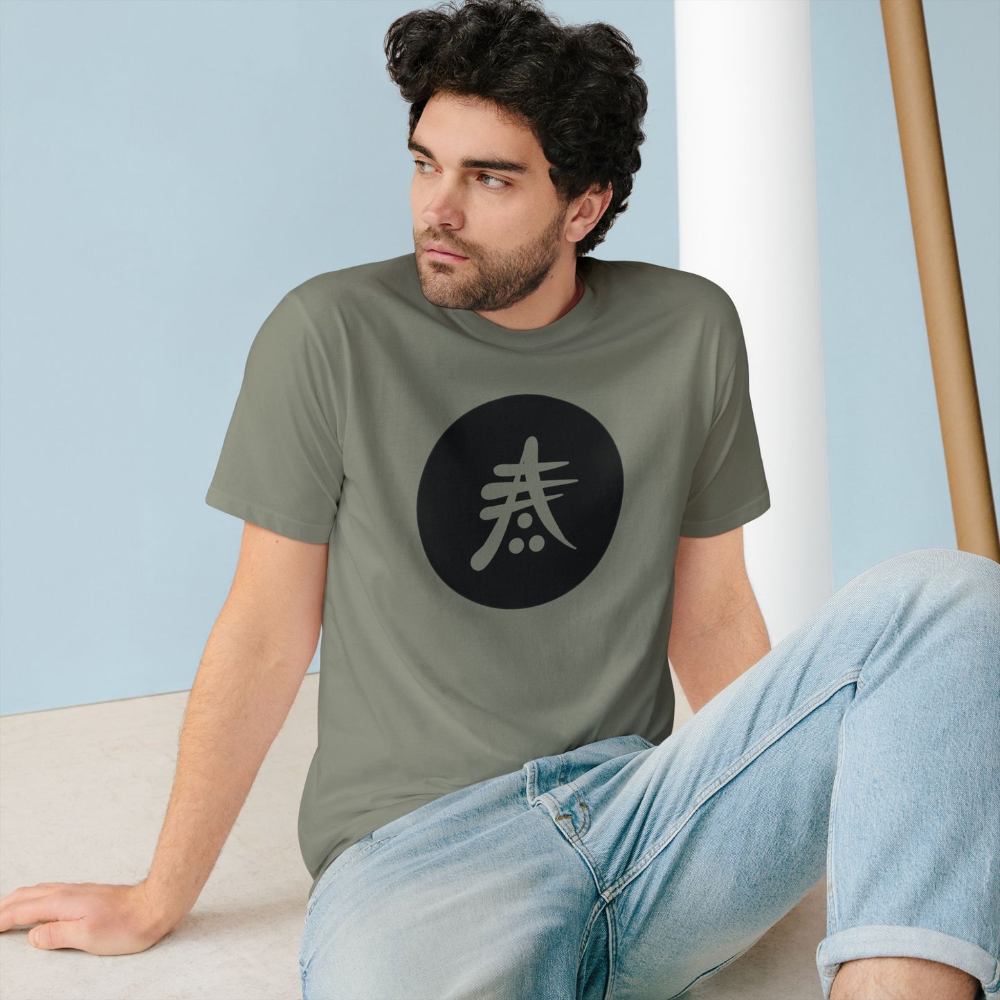 Minimalist Organic Tee with Symbol Design - Eco-Friendly Fashion